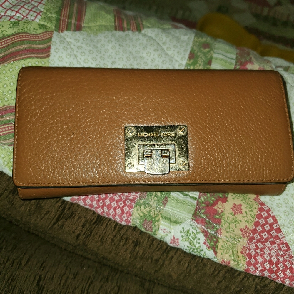 Camel brown michael Kors wallet